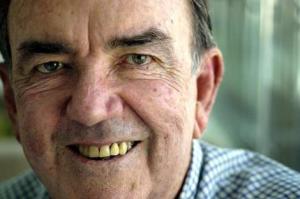 Bob Simpson: strict about fielding, not necessarily dental hygiene. 