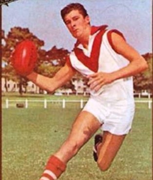 thumbnail_John Rantall looking to baulk the cameraman.jpg