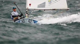 thumbnail_Burton sails for gold