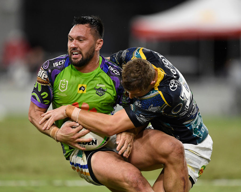 Finally! Rapana signs&nbsp;on