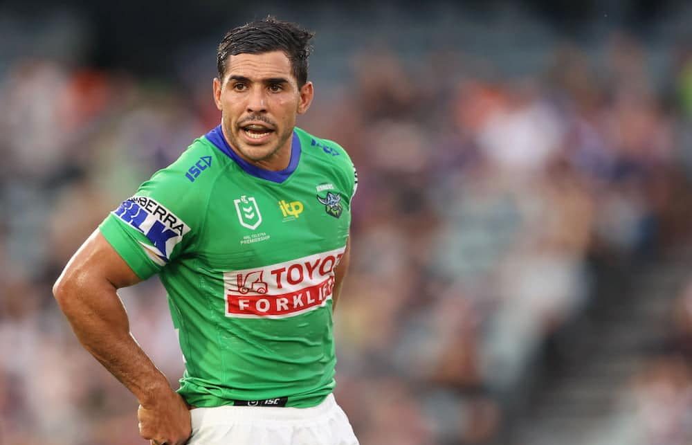 Fogarty to stay with the Raiders
